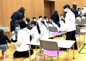 箕面自由学園小学校写真